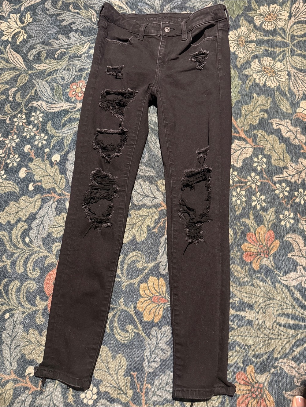 American Eagle Black Distressed Women’s Skinny Jeans - Picture 1 of 1